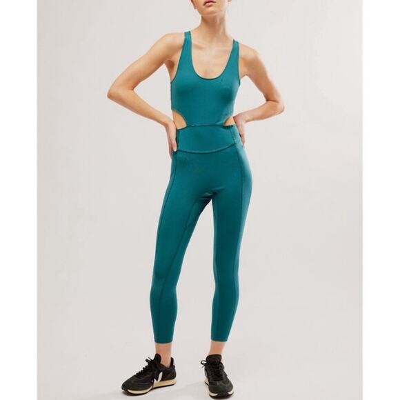 Free people Back it Up Onesie Dark Green Medium NWT - Picture 4 of 16